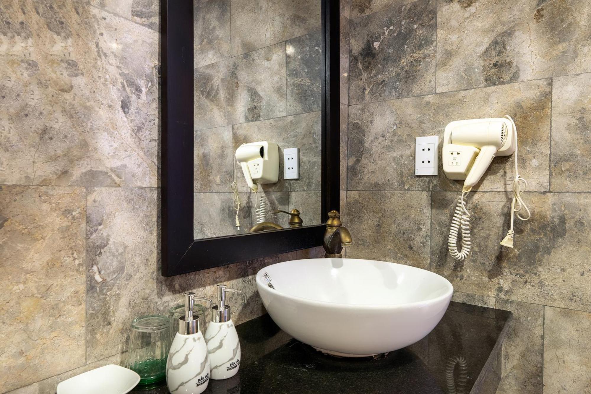 Golden Bell Homestay Хоян Екстер'єр фото