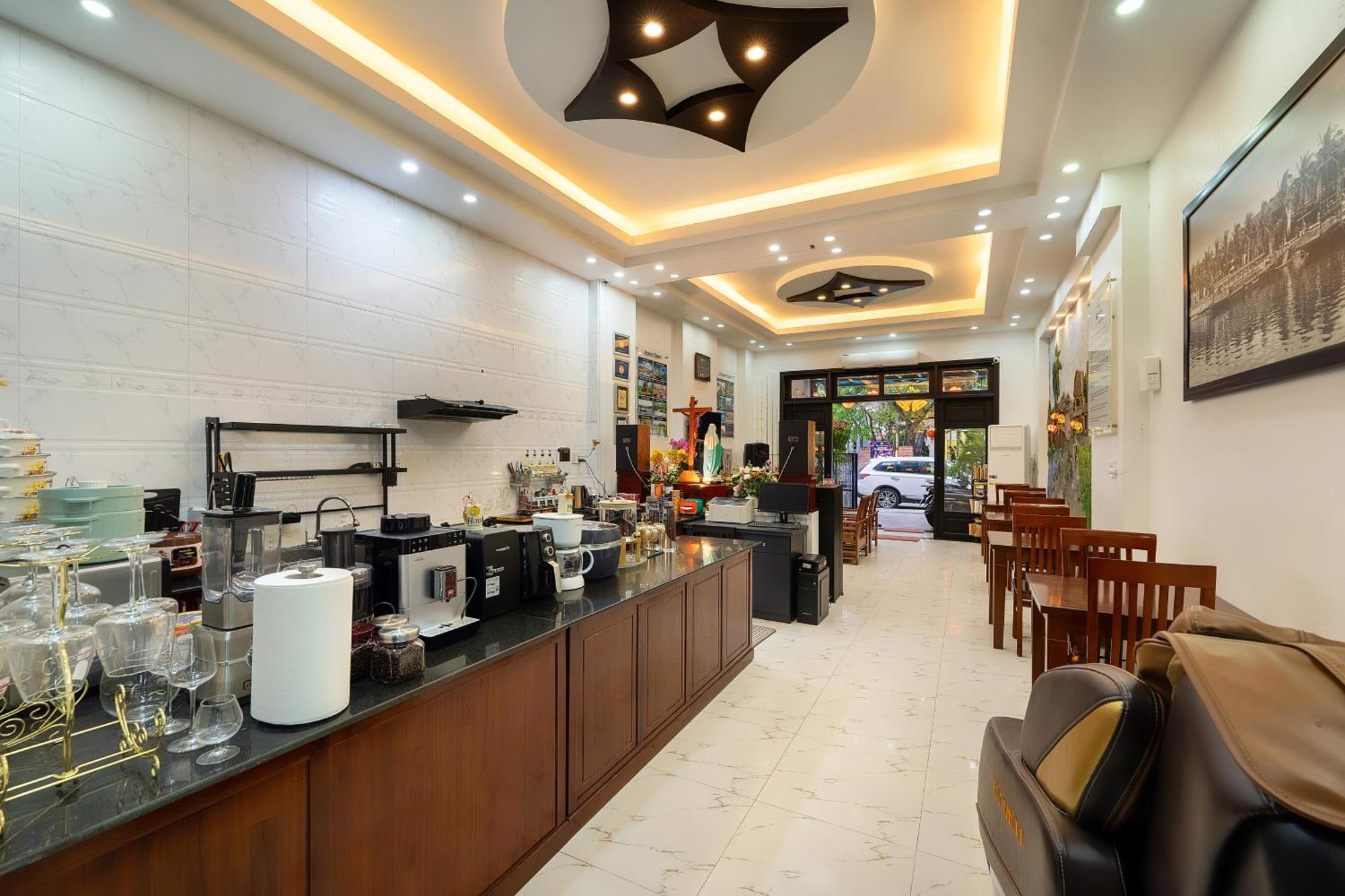 Golden Bell Homestay Хоян Екстер'єр фото